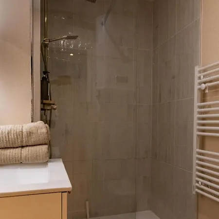 Cocon A Bali - Voyage A * ディジョン